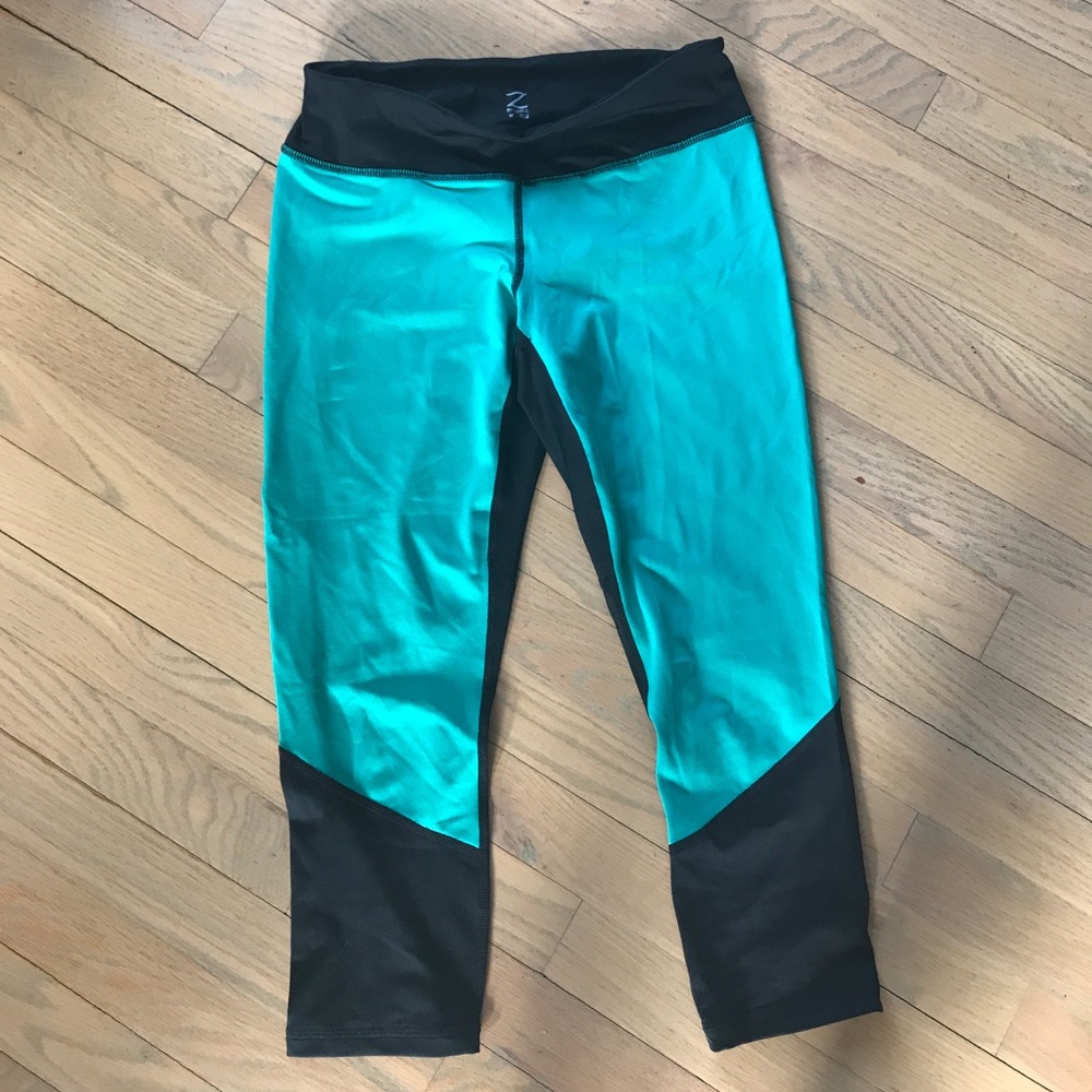 Z by Zella turquoise and black leggings sz M